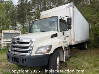 2015 Hino 268